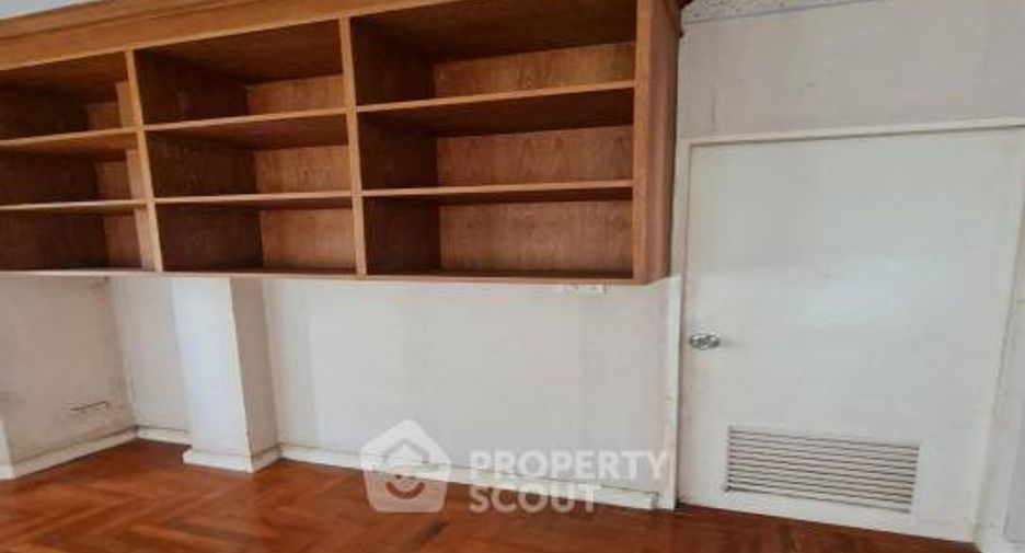 Casa en venta de 3 habitaciones en Min Buri, Bangkok