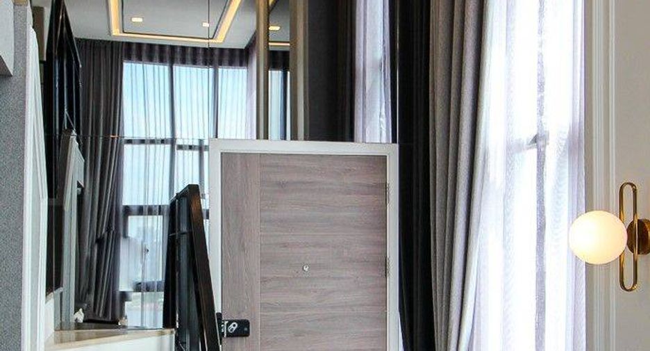 For sale 1 bed condo in Khlong Toei, Bangkok