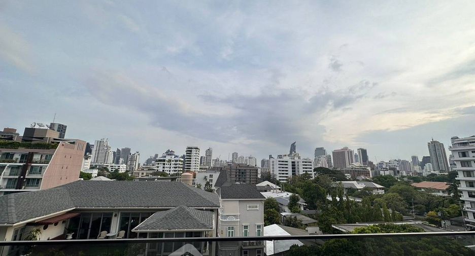 Wohnung zum Kauf mit 3 Zimmer in Watthana, Bangkok