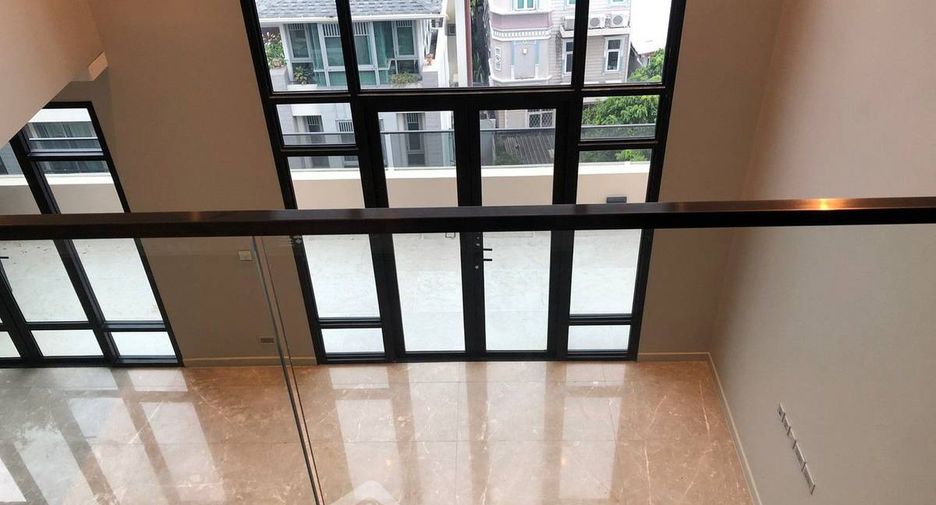 Wohnung zum Kauf mit 3 Zimmer in Watthana, Bangkok