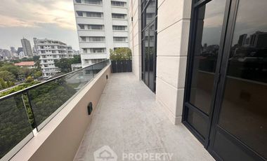 À vendre 3 chambres condo à Watthana, Bangkok