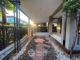 For sale 3 bedrooms house in Khlong Sam Wa, Bangkok