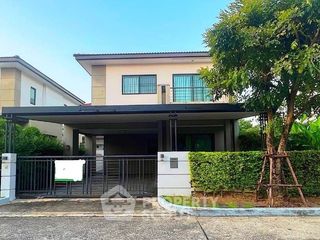 For sale 3 bedrooms house in Khlong Sam Wa, Bangkok