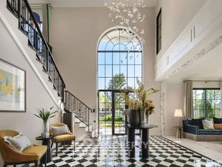 For sale 5 bedrooms house in Don Mueang, Bangkok