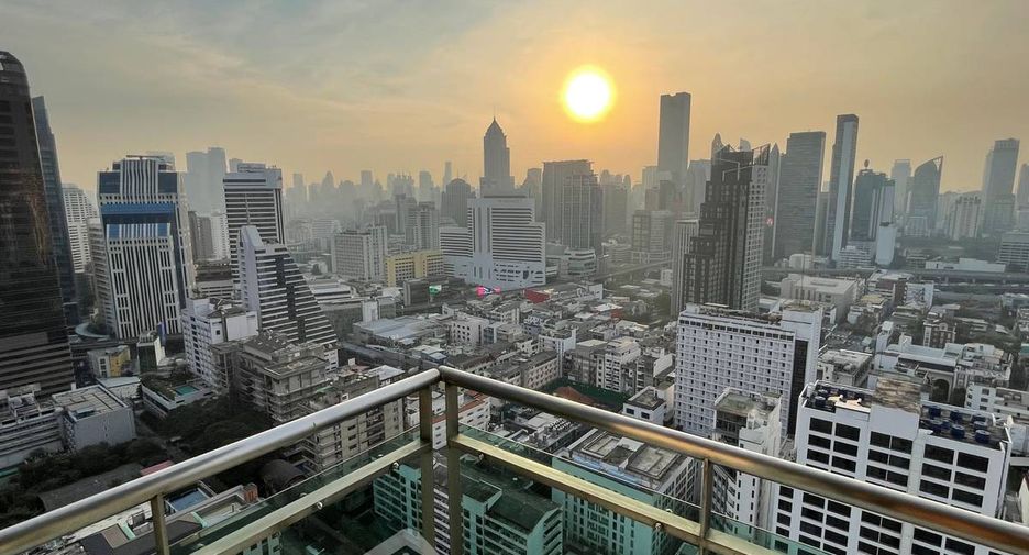 Condo en venta de 3 habitaciones en Watthana, Bangkok