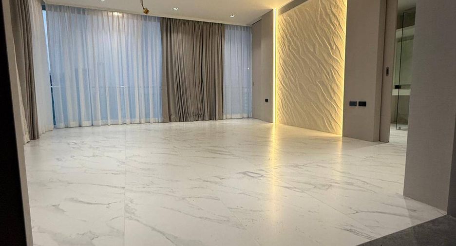 Condo en venta de 3 habitaciones en Watthana, Bangkok