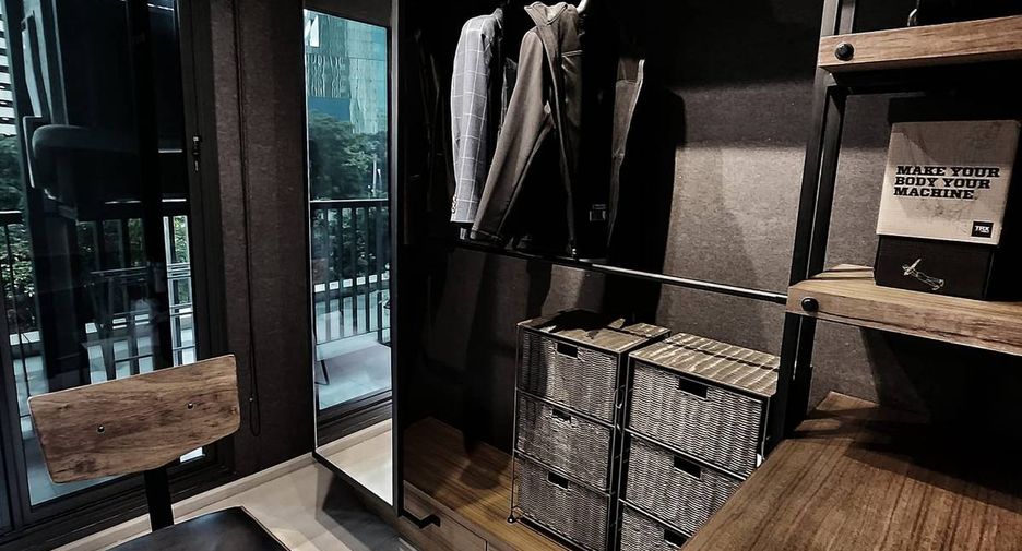 For sale 1 bed condo in Pathum Wan, Bangkok