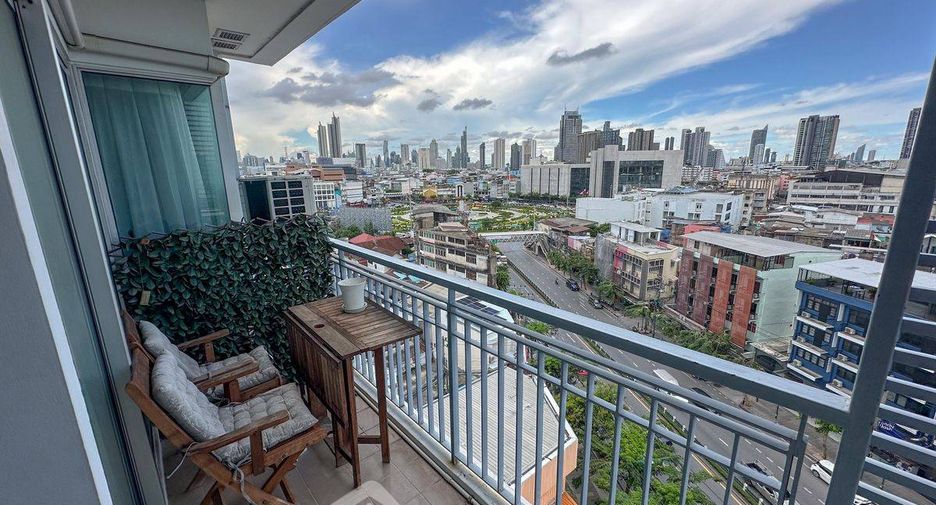 For sale 2 bedrooms condo in Khlong San, Bangkok