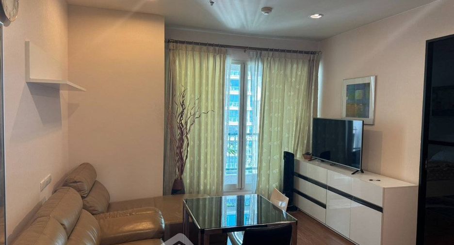 For rent 1 bed condo in Pathum Wan, Bangkok