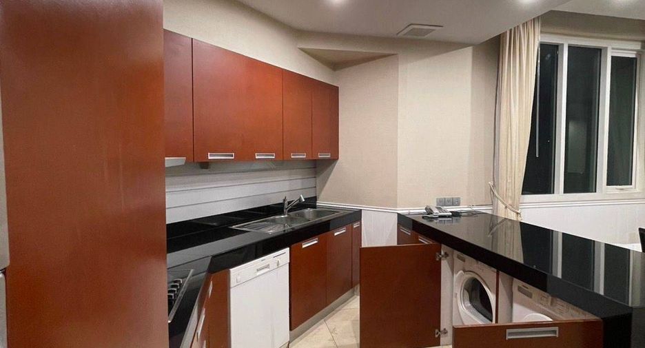 For sale 2 bedrooms condo in Sathon, Bangkok