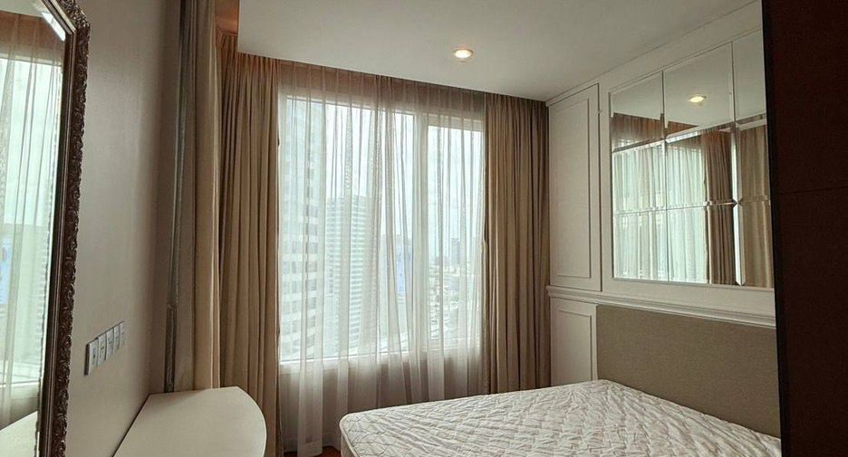 For sale 2 bedrooms condo in Sathon, Bangkok