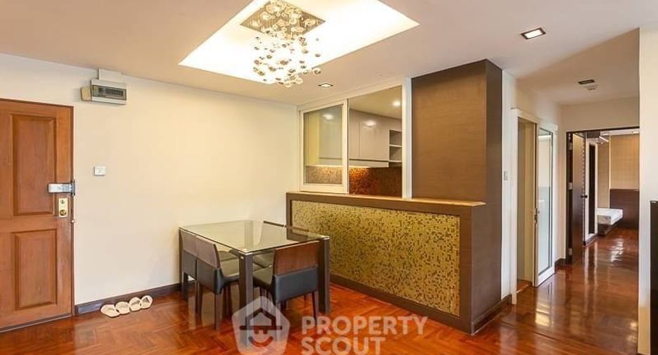 Condo en venta de 3 habitaciones en Yan Nawa, Bangkok