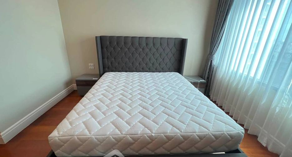 Wohnung zur Miete mit 3 Zimmer in Khlong Toei, Bangkok