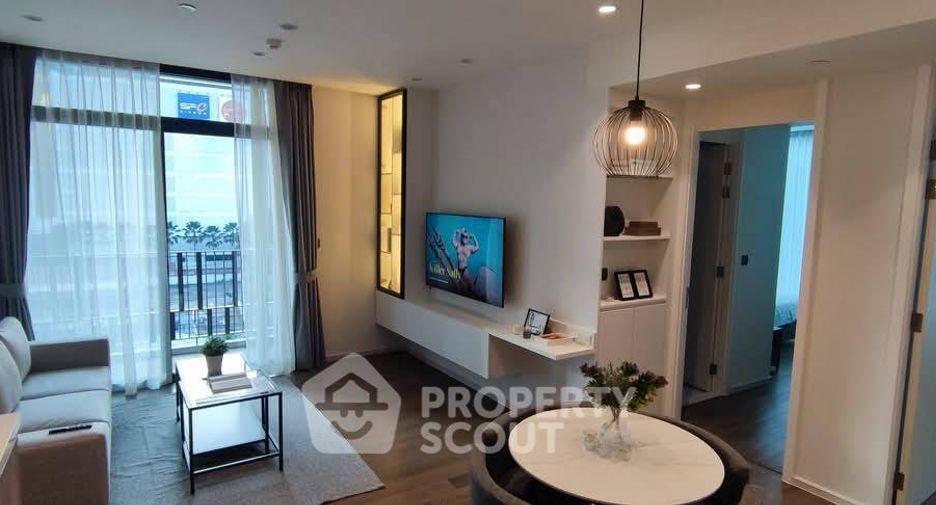 For sale 2 bedrooms condo in Khlong Toei, Bangkok