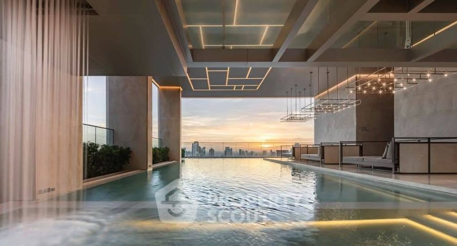 For sale 2 bedrooms condo in Khlong Toei, Bangkok