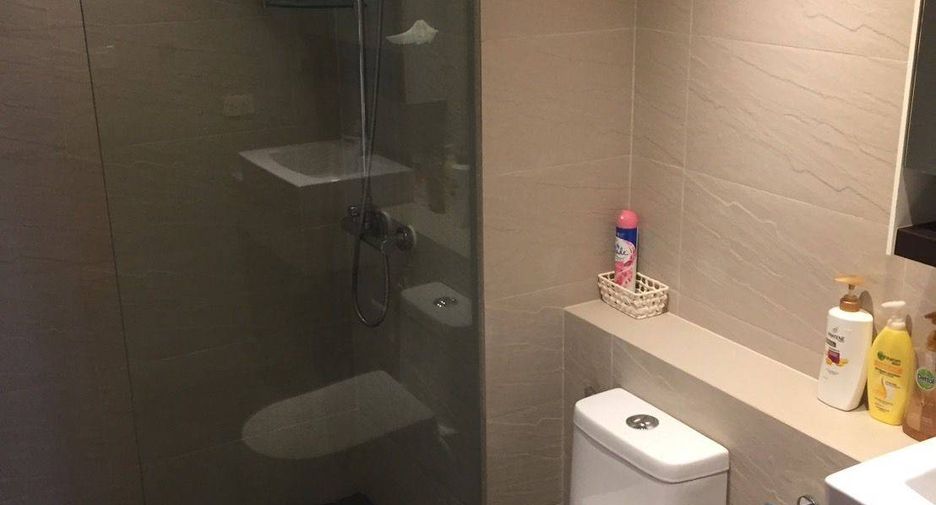 Продажа 2 спальни кондо в Щаттхана, Бангкок