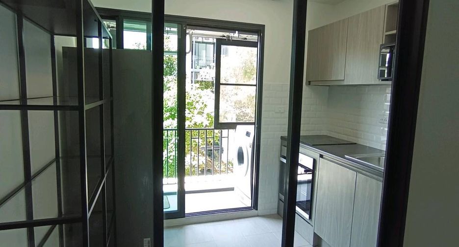 À vendre 2 chambres condo à Bang Na, Bangkok