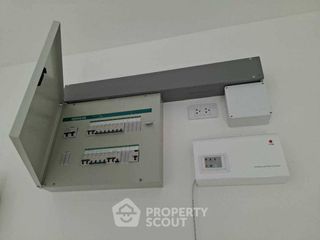 Casa en alquiler y en venta de 4 habitaciones en Khan Na Yao, Bangkok
