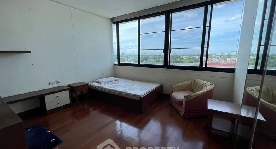 Condo en venta de 4 habitaciones en Yan Nawa, Bangkok