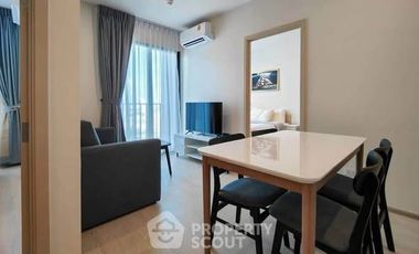 Condo en alquiler de 2 habitaciones en Huai Khwang, Bangkok