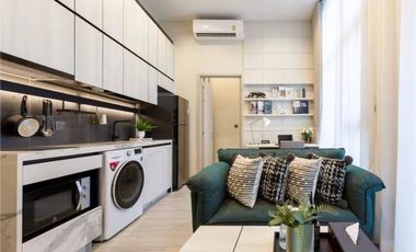 Condo en alquiler de 1 habitaciones en Phra Khanong, Bangkok