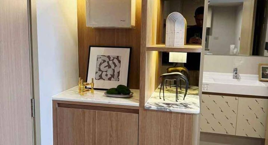 Condo en alquiler de 2 habitaciones en Bang Rak, Bangkok