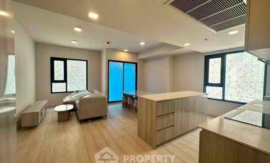 Condo en venta de 4 habitaciones 