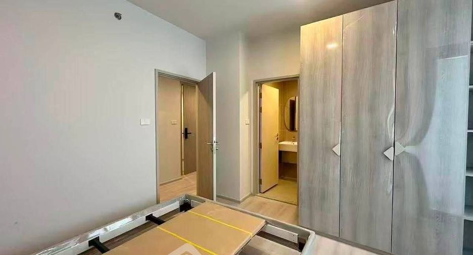 Condo en venta de 4 habitaciones en Huai Khwang, Bangkok