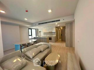 Condo en venta de 4 habitaciones en Huai Khwang, Bangkok