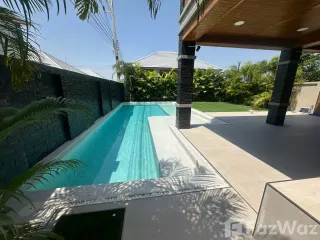 For rent 4 bedrooms villa in Bang Lamung, Chonburi