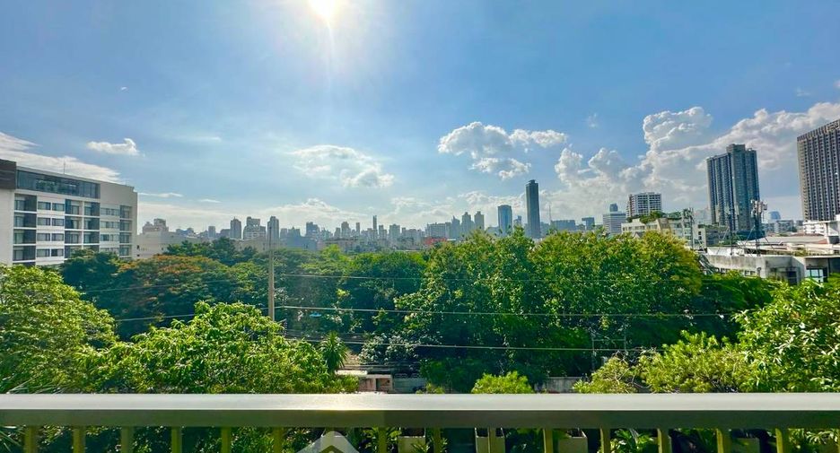 À vendre 1 chambre condo à Watthana, Bangkok