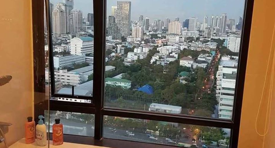 For sale 1 bed condo in Sathon, Bangkok