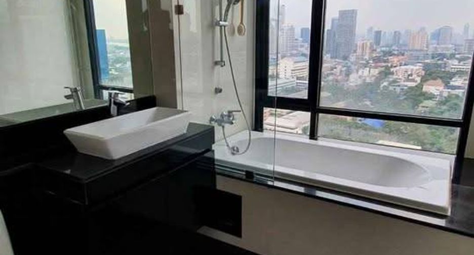 For sale 1 bed condo in Sathon, Bangkok