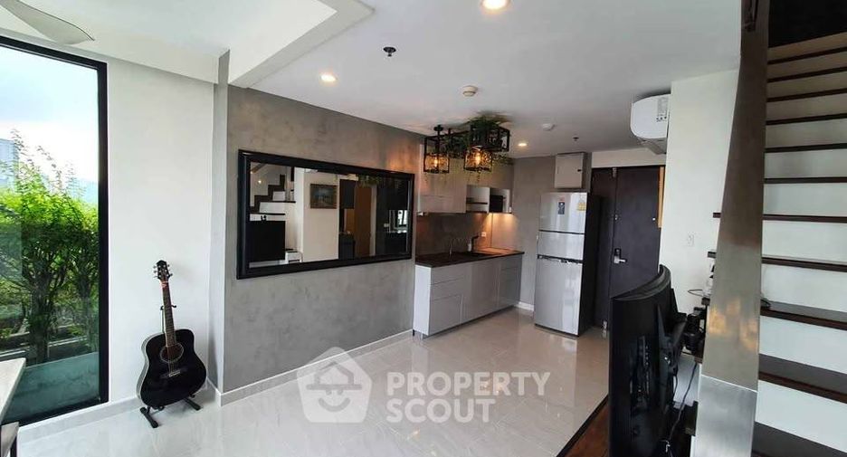For sale 1 bed condo in Sathon, Bangkok