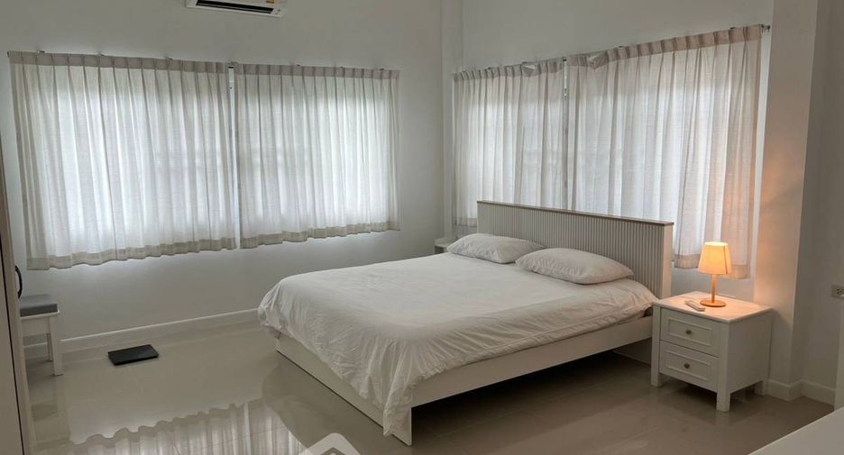 Villa zur Miete und zum Kauf mit 3 Zimmer in Bang Lamung, Chonburi