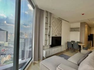 À louer 2 chambres condo à Huai Khwang, Bangkok