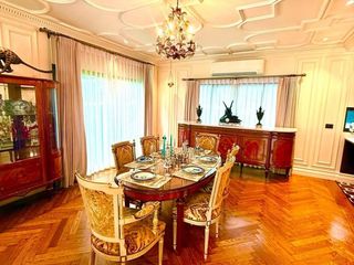 Casa en alquiler de 3 habitaciones en Bang Kapi, Bangkok