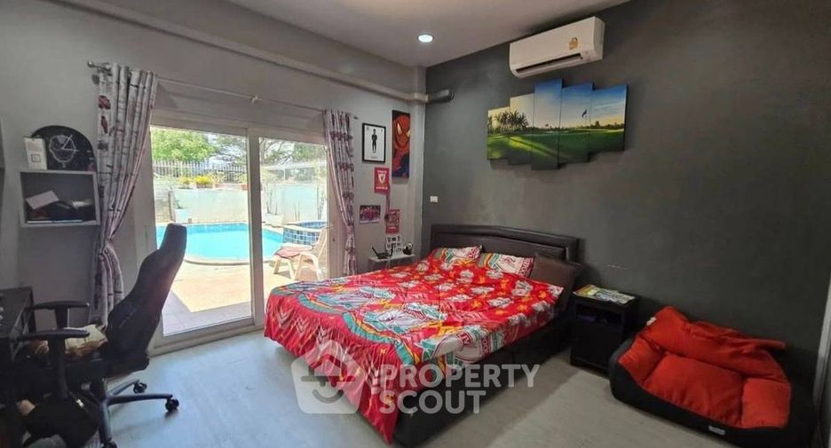 For sale 3 bedrooms villa in Bang Lamung, Chonburi