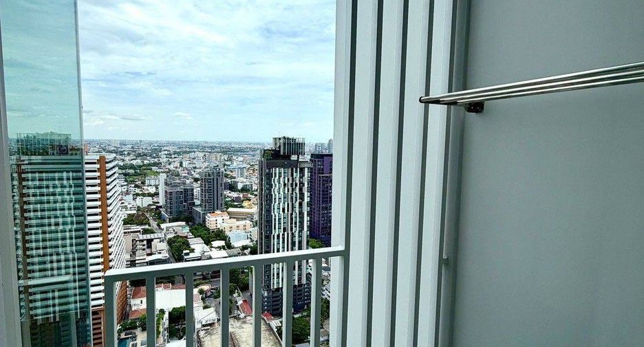 For rent 1 bed condo in Khlong Toei, Bangkok