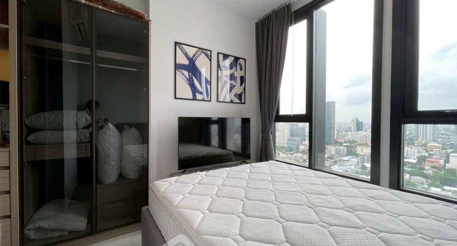 For rent 2 ベッドルーム condo in Watthana, Bangkok