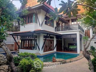 For sale 4 ベッドルーム villa in Bang Lamung, Chonburi