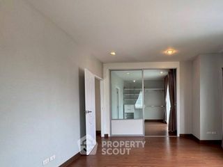 For sale 3 bedrooms house in Khlong Sam Wa, Bangkok