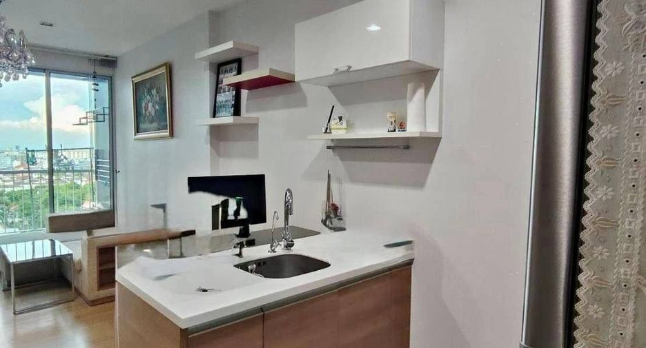 Wohnung zur Miete mit 1 Zimmer in Phra Khanong, Bangkok