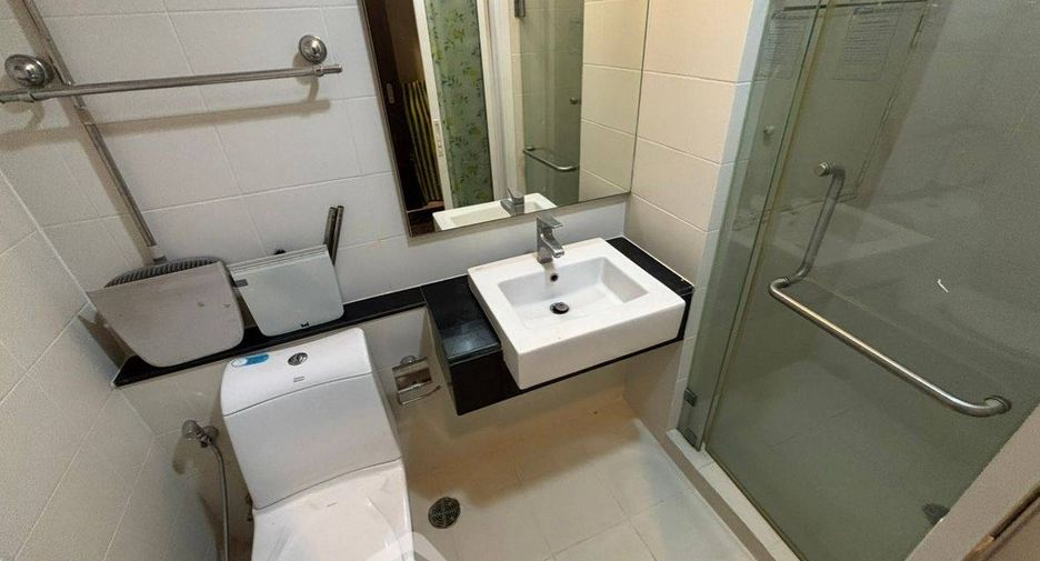 For sale 2 bedrooms condo in Ratchathewi, Bangkok