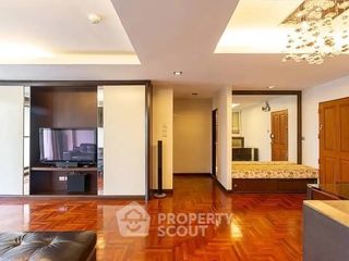 Condo en venta de 3 habitaciones en Yan Nawa, Bangkok