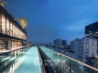 For sale 1 Beds condo in Huai Khwang, Bangkok