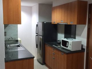 出售 1 卧室 公寓 在 Khlong San, 曼谷