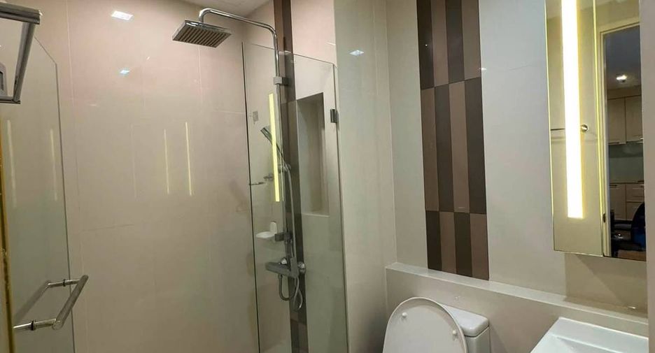 Condo en venta de 1 habitaciones en Phra Khanong, Bangkok