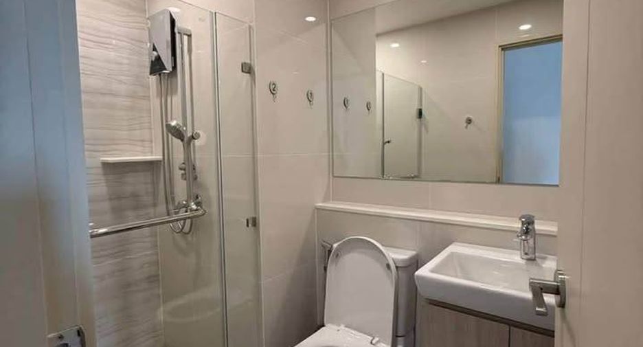 Wohnung zur Miete mit 2 Zimmer in Khlong Toei, Bangkok