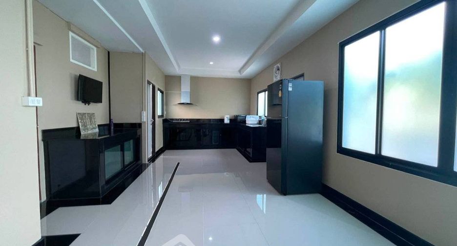 For rent and for sale 4 bedrooms house in Prawet, Bangkok